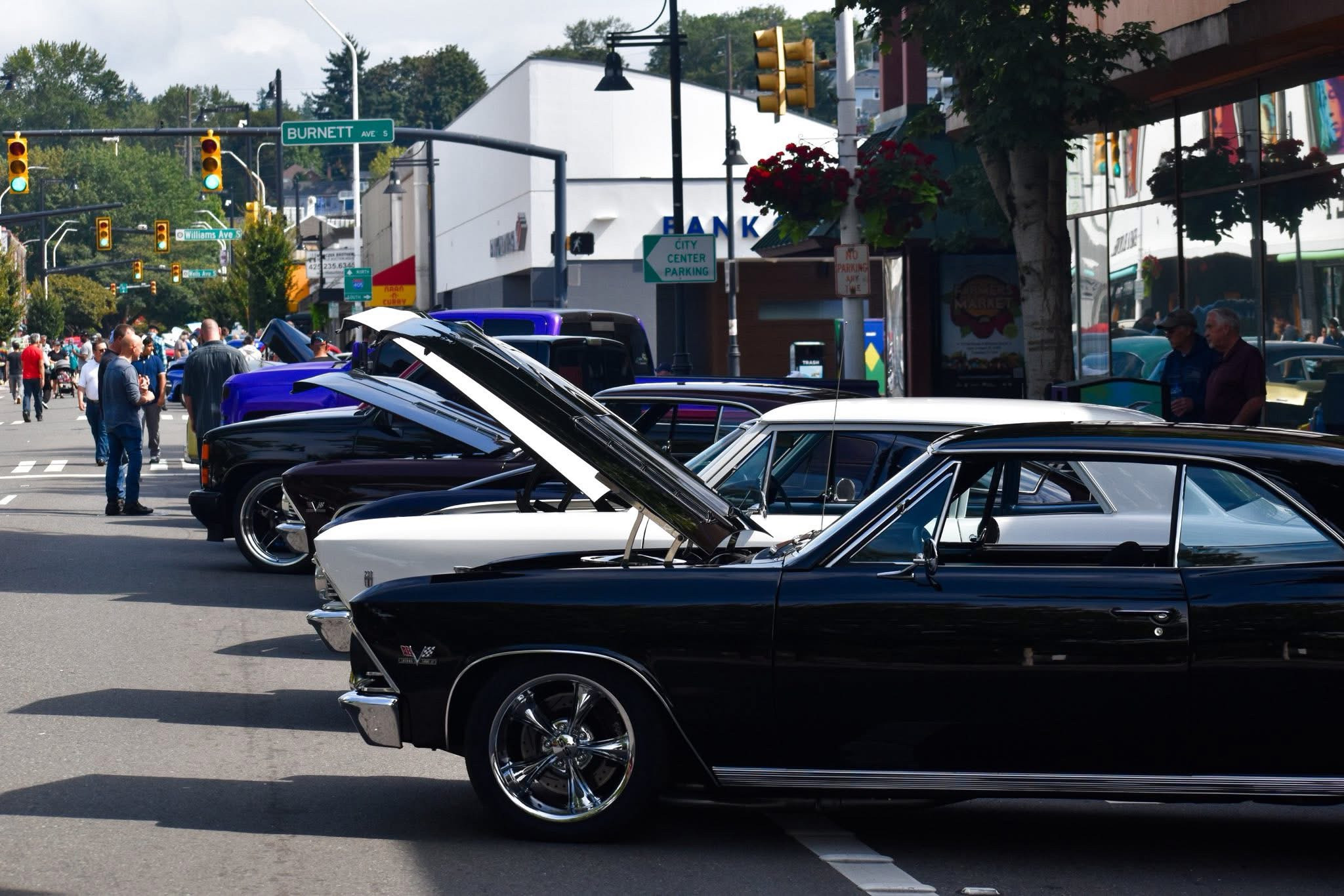 Return to Renton Benefit Car Show