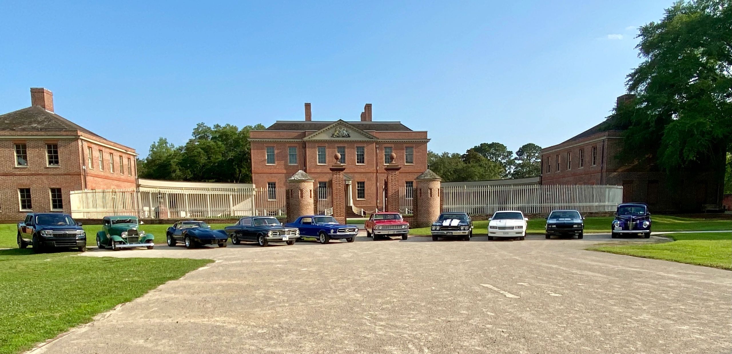 Colonial Capital Rods and Classics Cruise-In