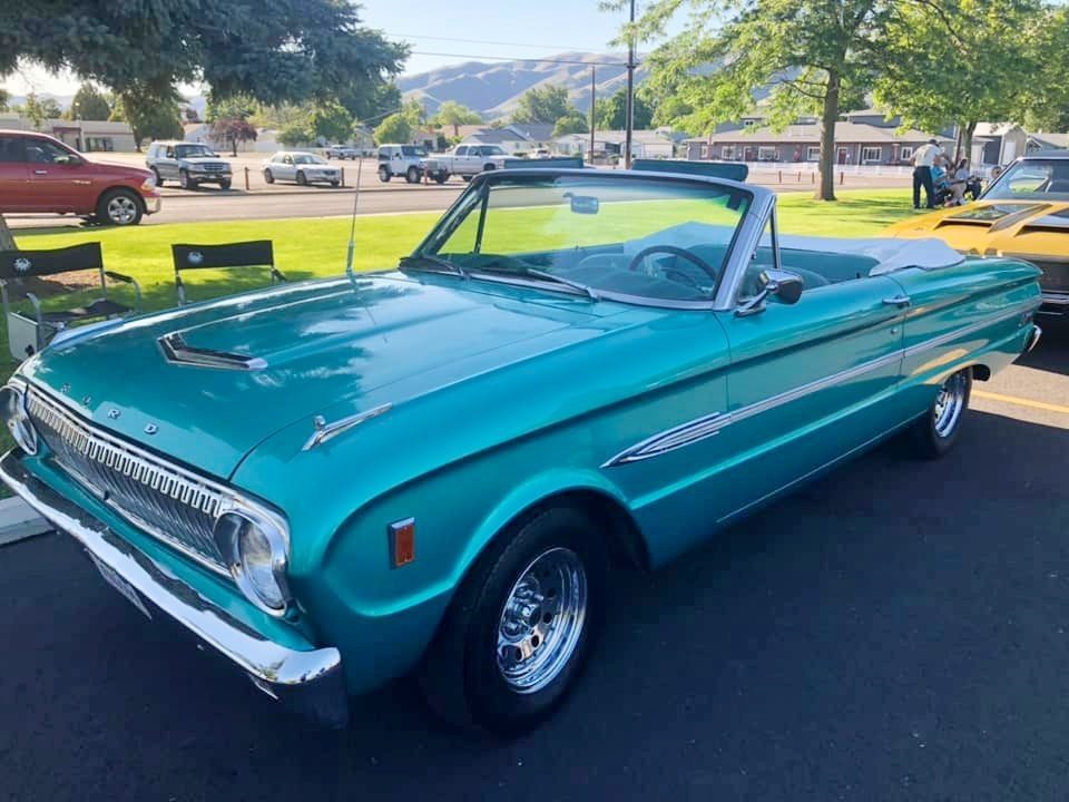 Cruizin' to Clarkston Car Show