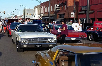 Heartland Cruise Car Show