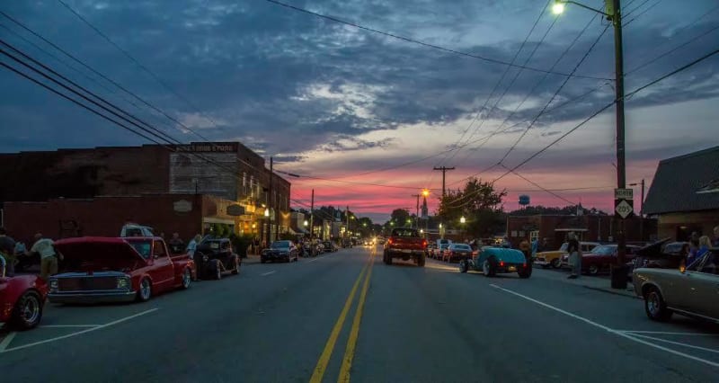 Vettes Doin Charleston Corvette Car Show