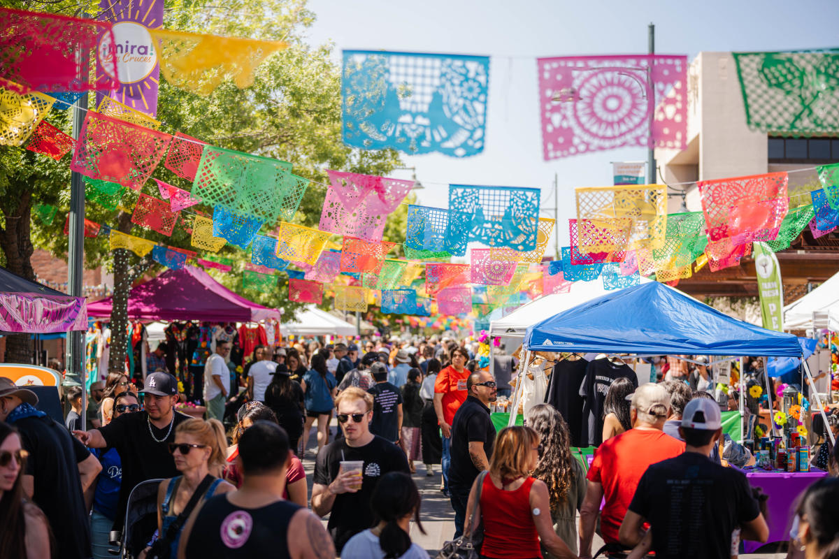 Mira Las Cruces Festival Car Show
