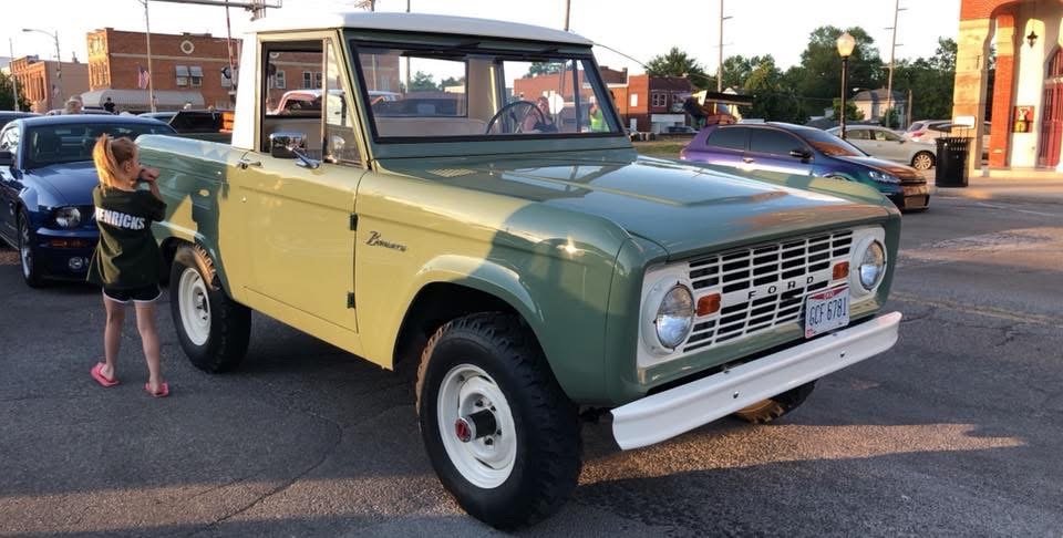 Park & Shine Car Show