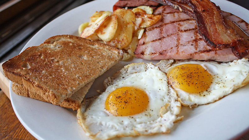 Cars and Coffee - Cozy Cafe, Johnston