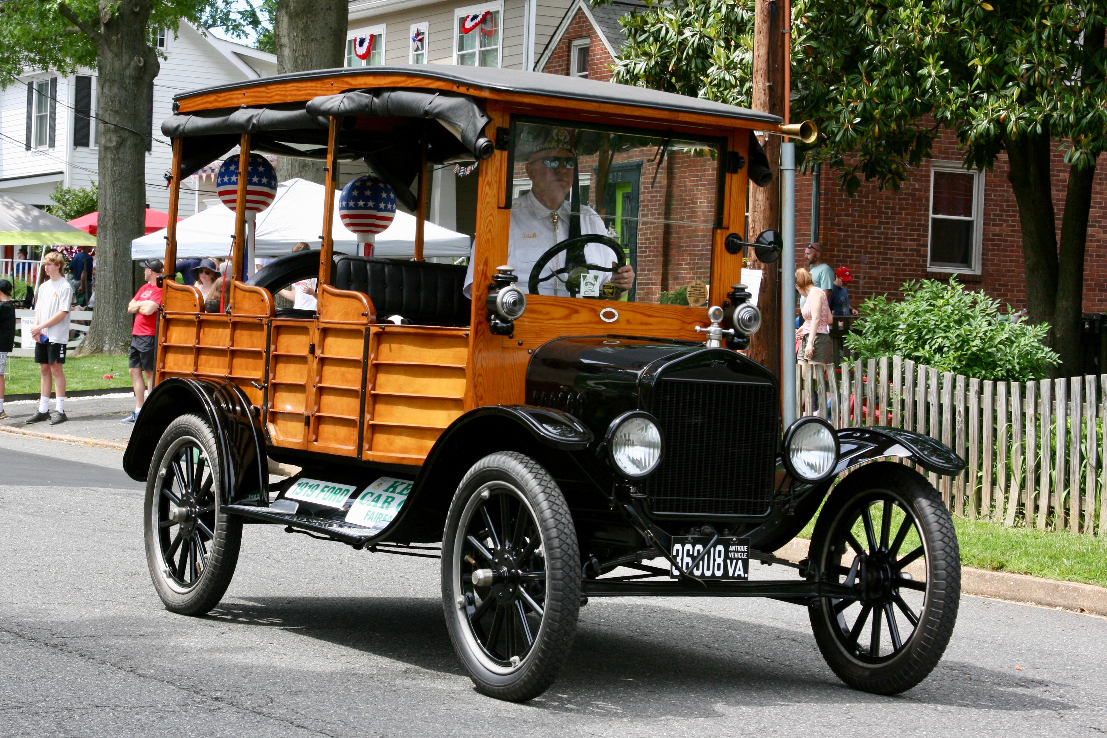 Kena Car, Truck, and Motorcycle Show