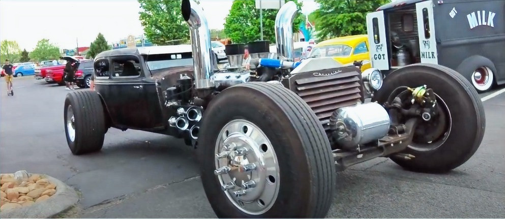 2026 Car Shows in Pigeon Forge Dates | Pigeon Forge Rod Run Dates | Smoky Mountain Starlight