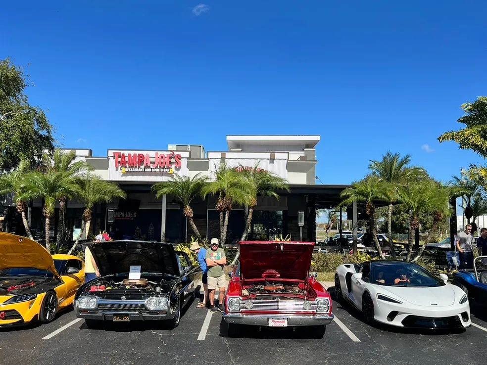 Tampa Joe's TBAVA Cruise In