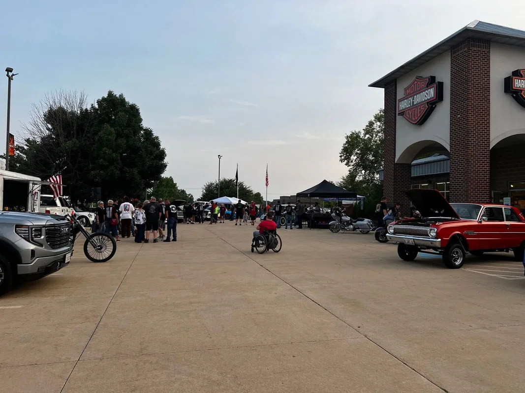 Starved Rock Street Cars & Harley Davidson Present: Brian Sember Memorial Bike and Car show!
