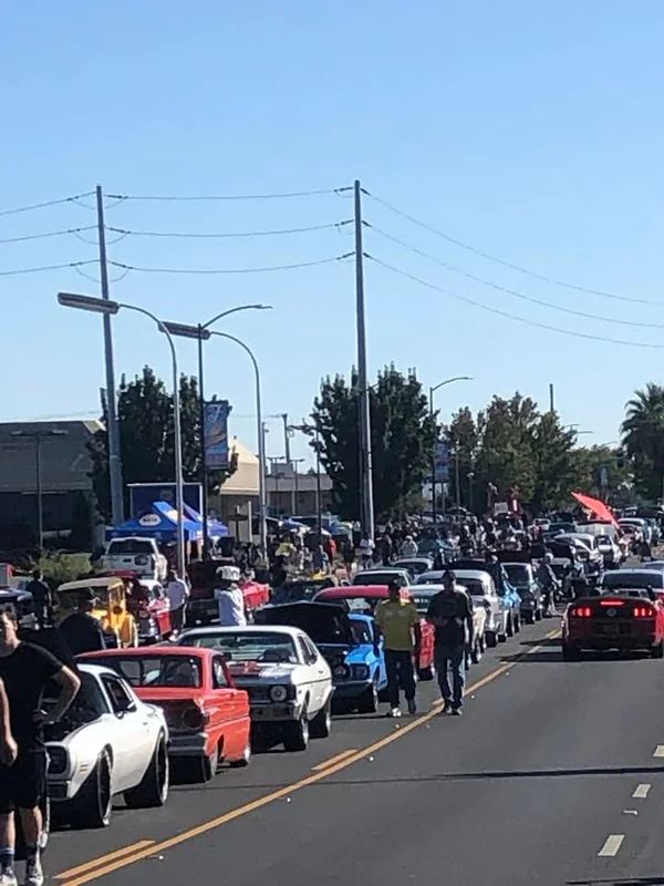 CruiseFest on Fulton Avenue
