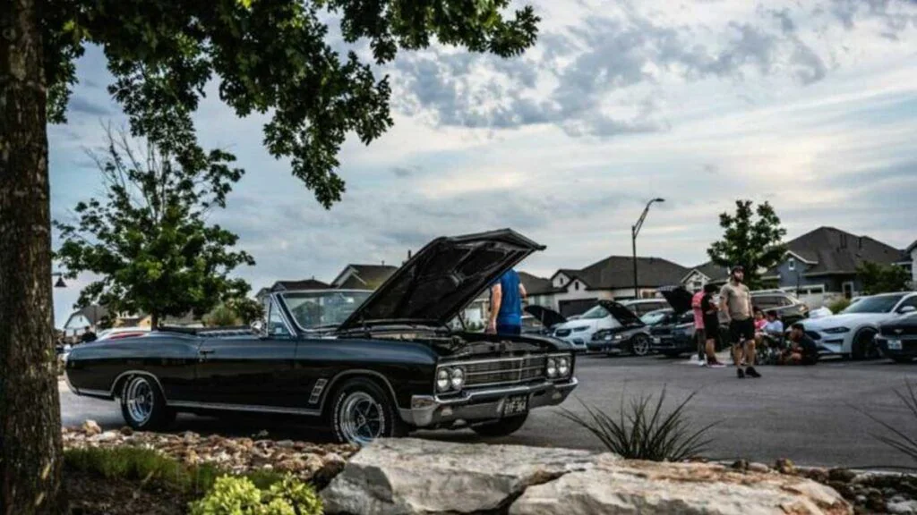 SaddleCreek Amenity Center – SDLCRK Car Show