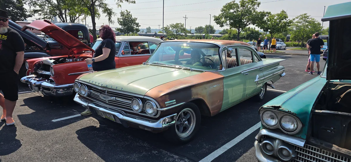 Cars & Coffee Bettendorf