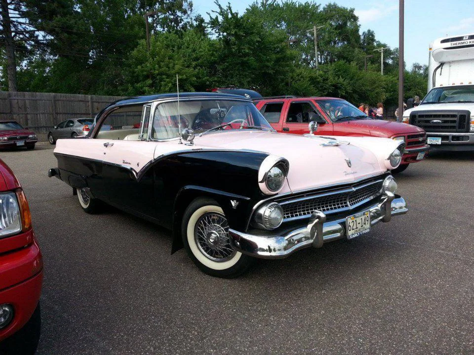 Hopkins Cruisers Mainstreet Motor Show