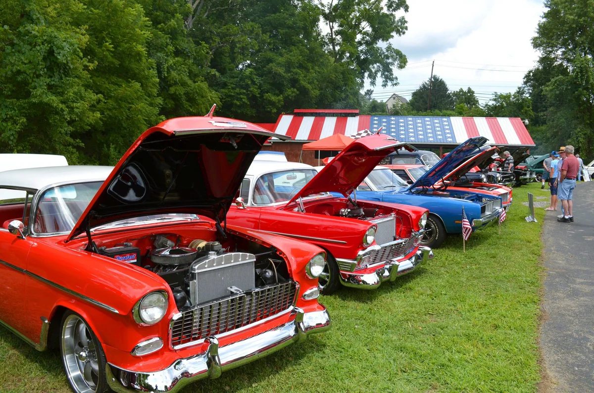 The Ice Plant Annual Car Show